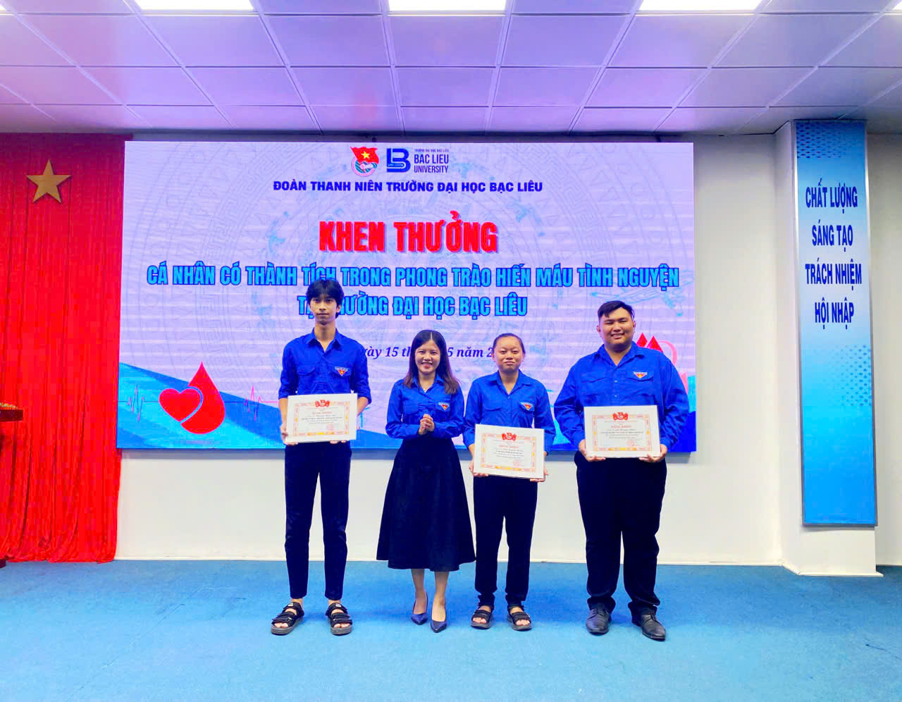 SINH VIÊN KHOA NÔNG NGHIỆP VÀ THỦY SẢN, TRƯỜNG ĐẠI HỌC BẠC LIÊU NHẬN BẰNG KHEN CỦA TỈNH ĐOÀN CÀ MAU - TUYÊN DƯƠNG CÁ NHÂN CÓ THÀNH TÍCH XUẤT SẮC TRONG HOẠT ĐỘNG HIẾN MÁU TÌNH NGUYỆN NĂM 2026